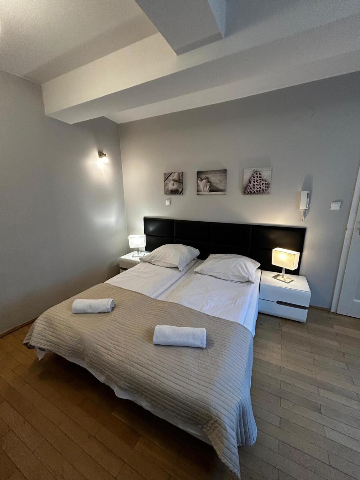 Apartmán Golden With Lift - Old Town